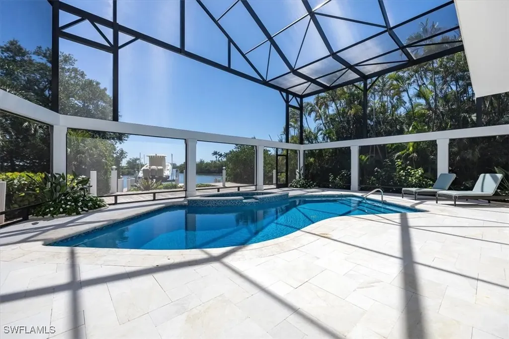 66 Southport Cove Bonita Springs FL 34134