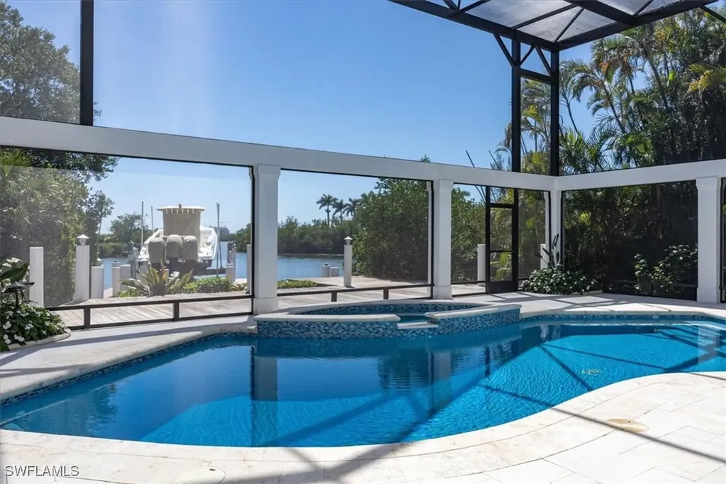 66 Southport Cove Bonita Springs FL 34134