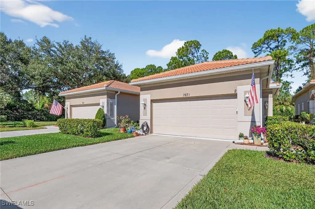 7871 Sanctuary Circle Naples FL 34104