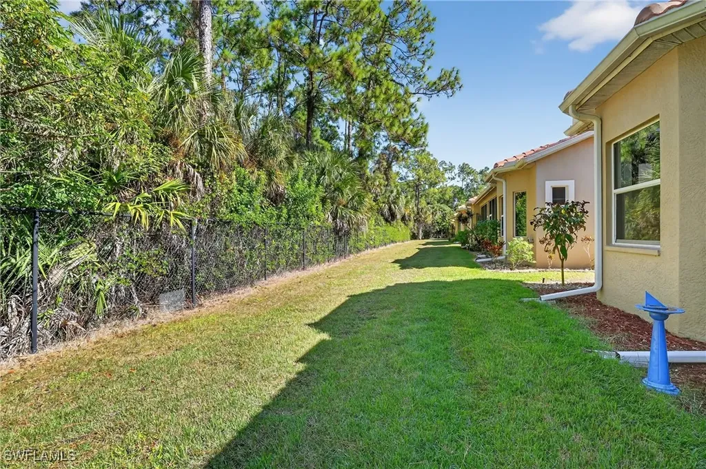 7871 Sanctuary Circle Naples FL 34104
