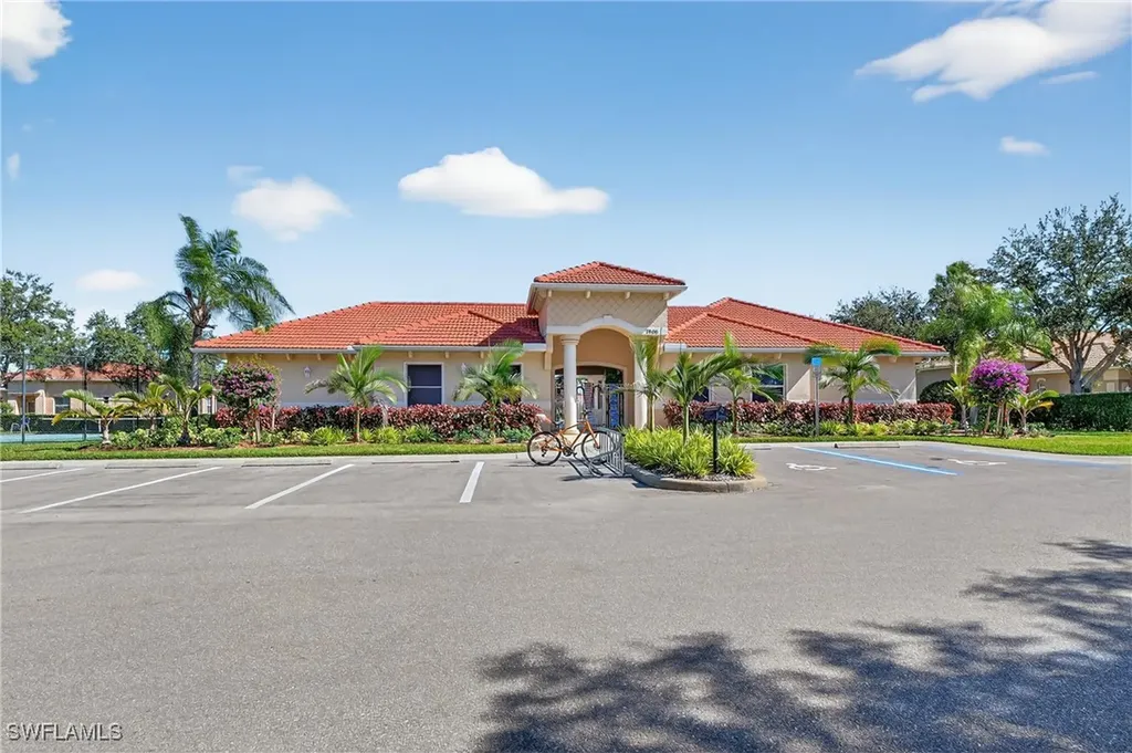 7871 Sanctuary Circle Naples FL 34104