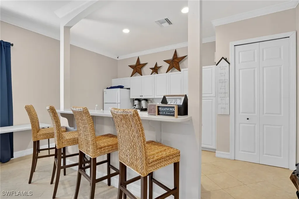 7871 Sanctuary Circle Naples FL 34104