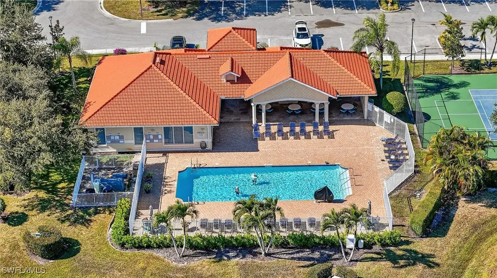 7871 Sanctuary Circle Naples FL 34104