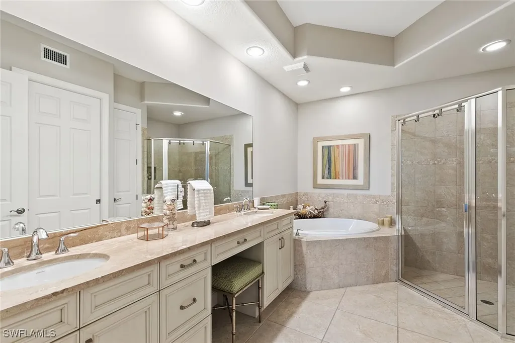 8081 Players Cove Drive Naples FL 34113