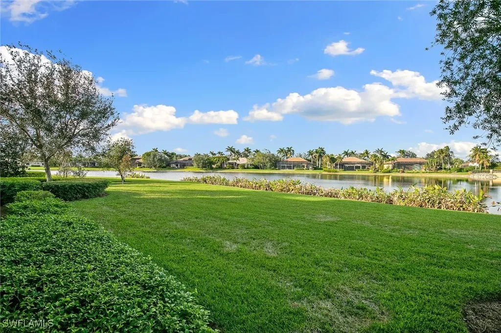 8081 Players Cove Drive Naples FL 34113