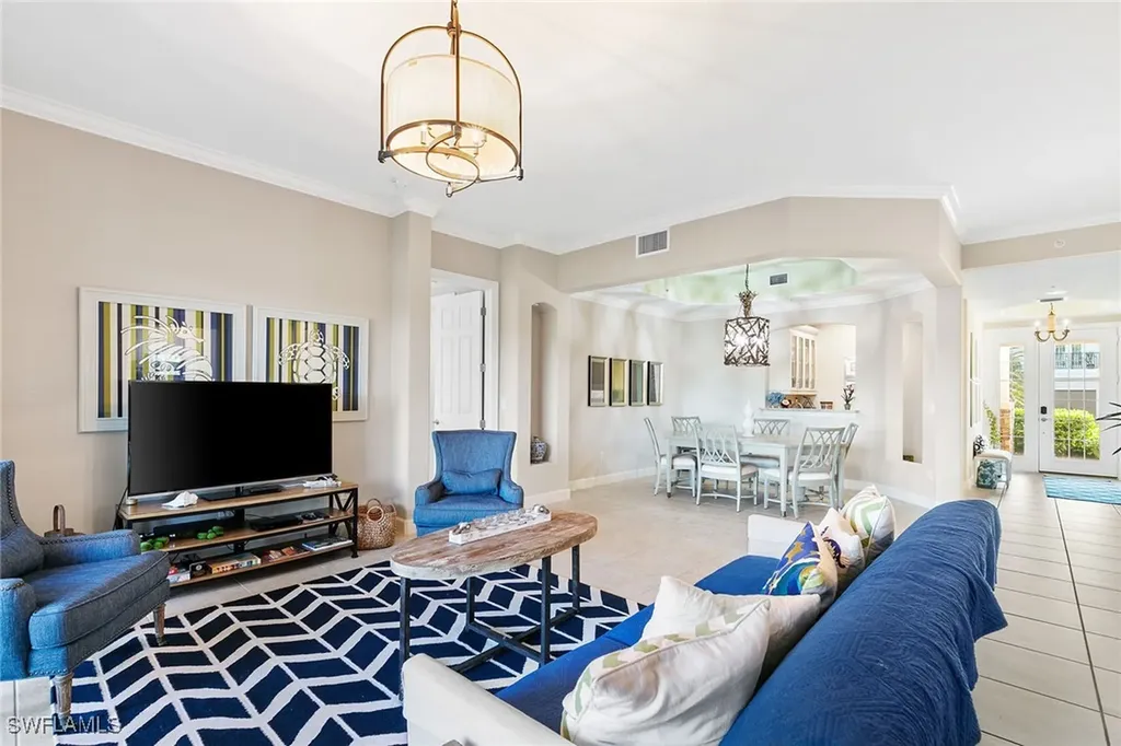 8081 Players Cove Drive Naples FL 34113