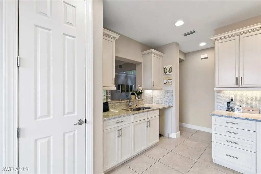 8081 Players Cove Drive Naples FL 34113