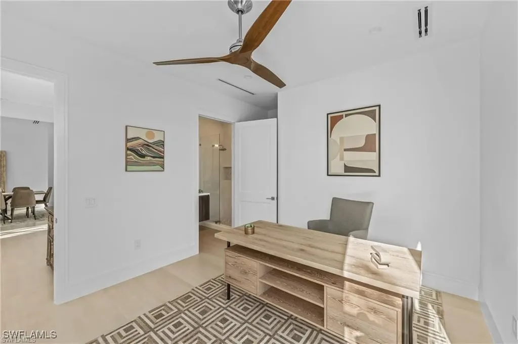 1800 Crayton Road Naples FL 34102