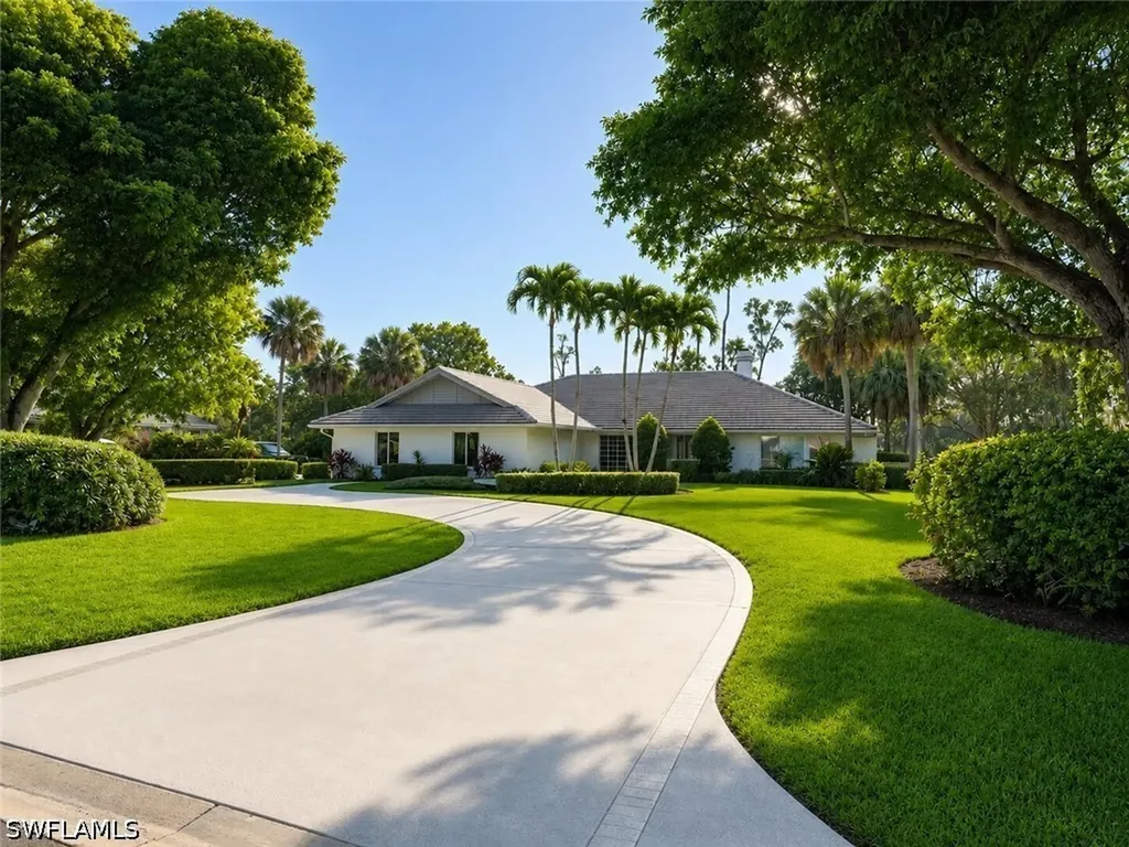 12888 Valewood Drive Naples FL 34119