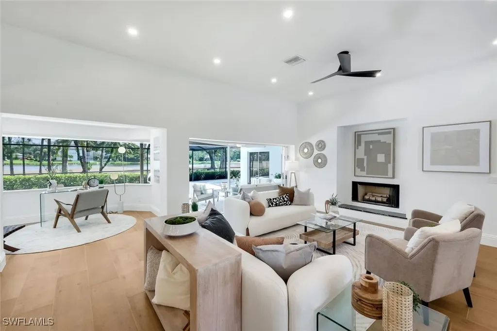 12888 Valewood Drive Naples FL 34119