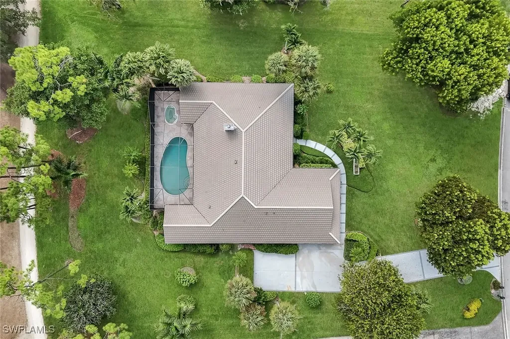 12888 Valewood Drive Naples FL 34119