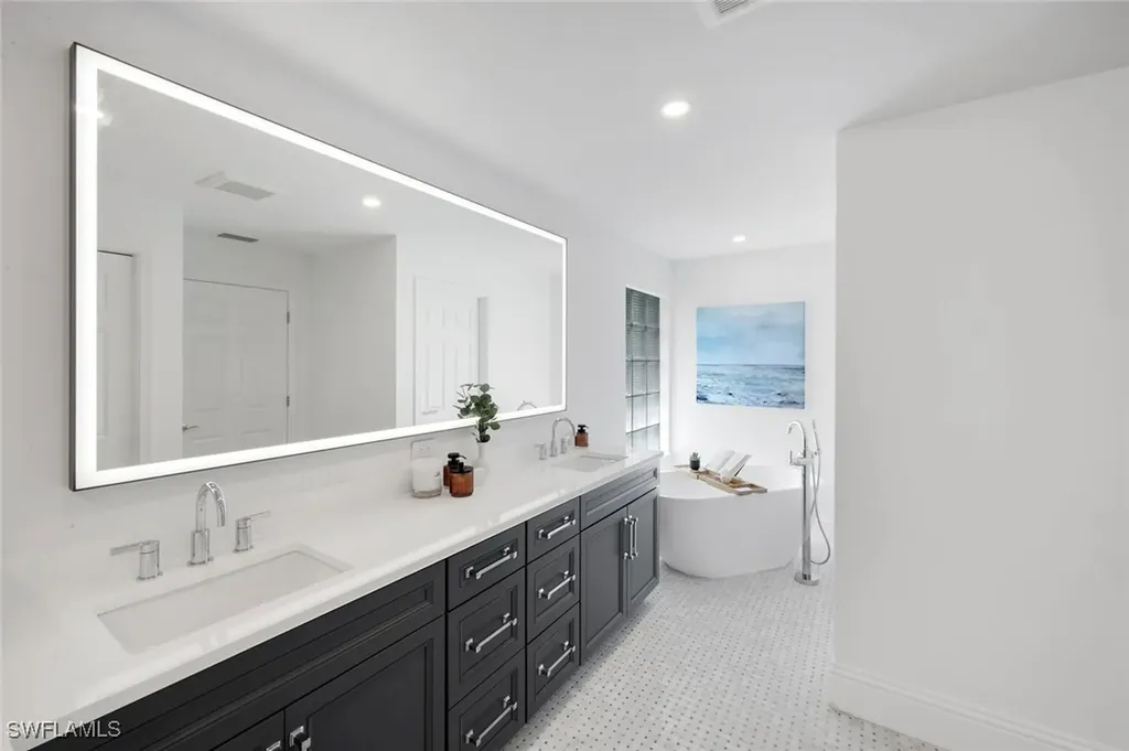 12888 Valewood Drive Naples FL 34119