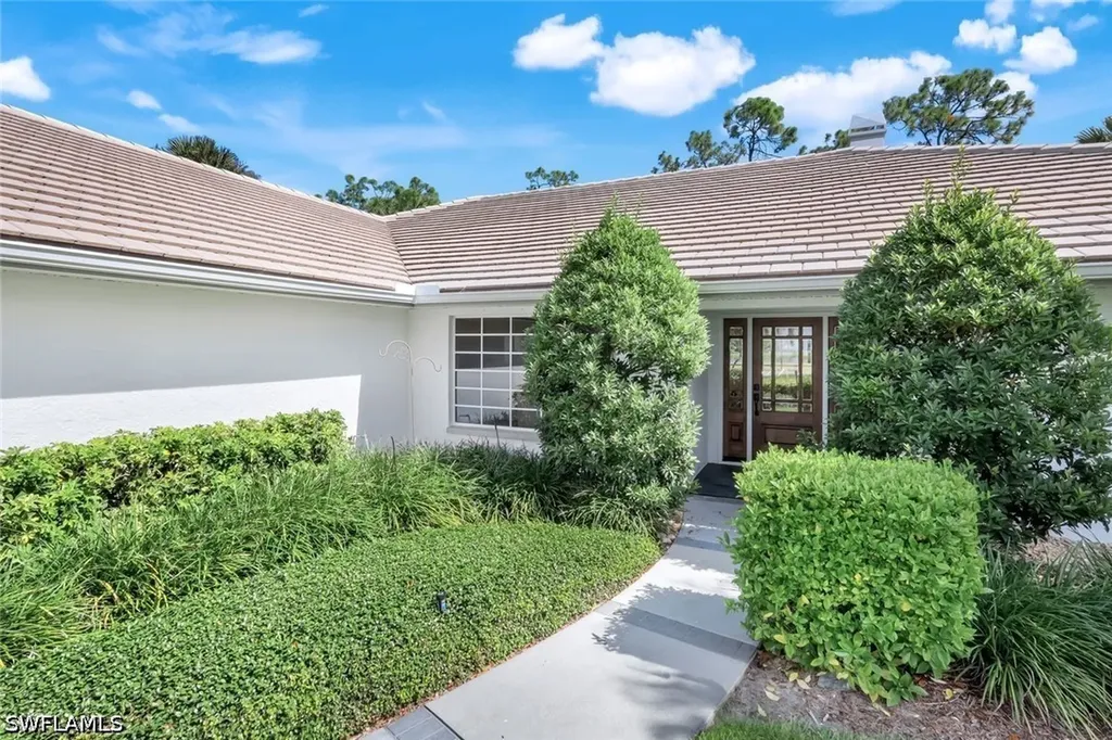 12888 Valewood Drive Naples FL 34119
