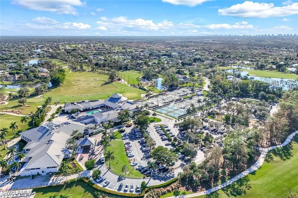 12888 Valewood Drive Naples FL 34119