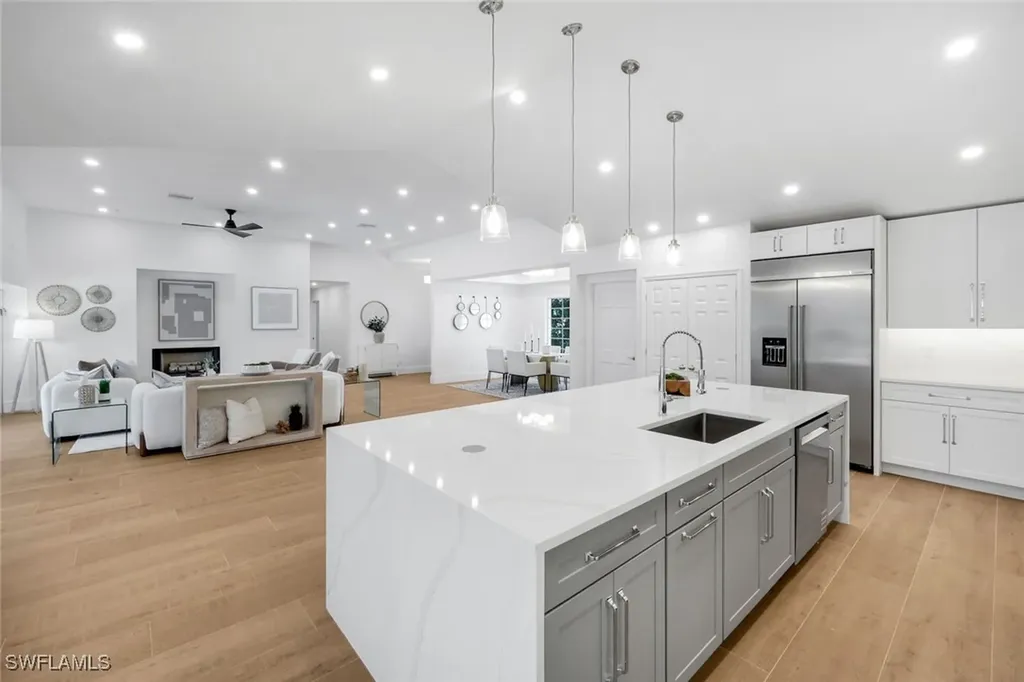 12888 Valewood Drive Naples FL 34119