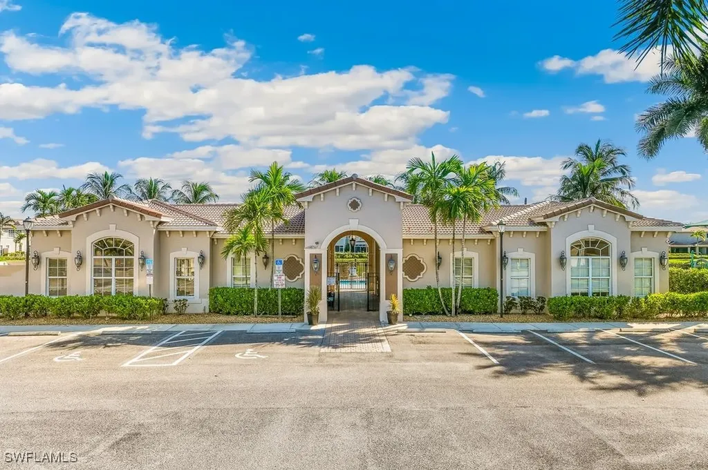 3951 Cherrybrook Loop Fort Myers FL 33966