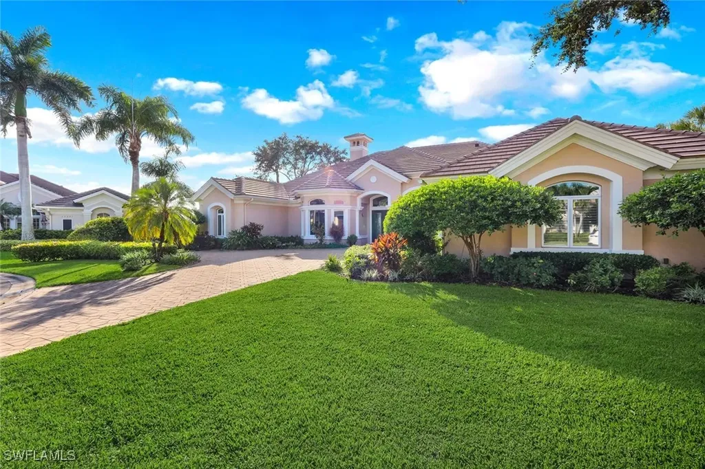 15295 Pembroke Point Naples FL 34110
