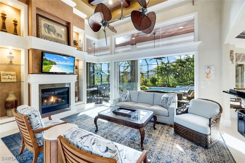 15295 Pembroke Point Naples FL 34110