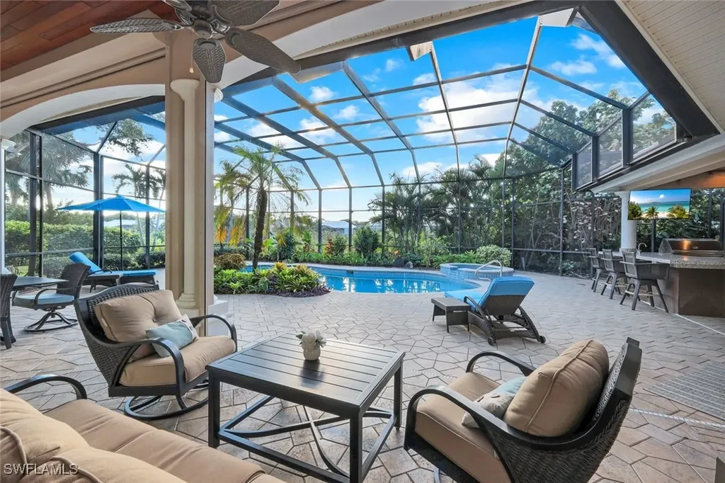 15295 Pembroke Point Naples FL 34110
