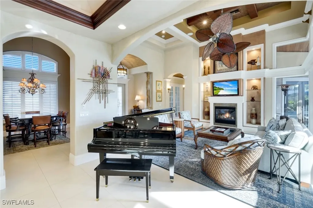15295 Pembroke Point Naples FL 34110