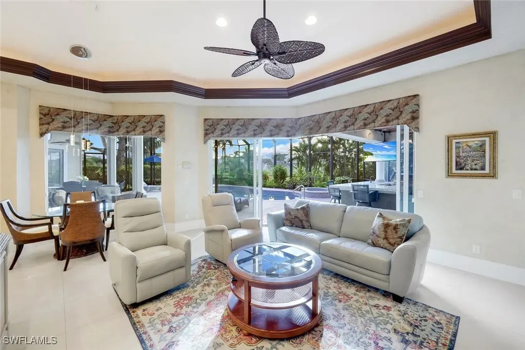 15295 Pembroke Point Naples FL 34110