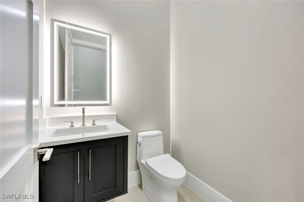 10493 Winterview Drive Naples FL 34109