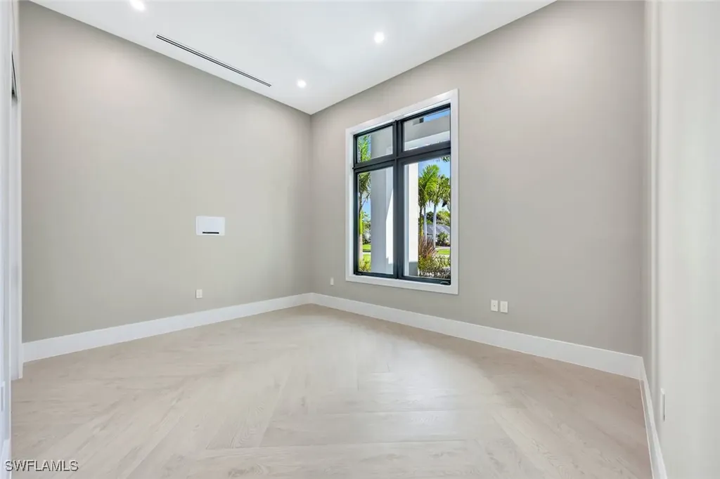 10493 Winterview Drive Naples FL 34109