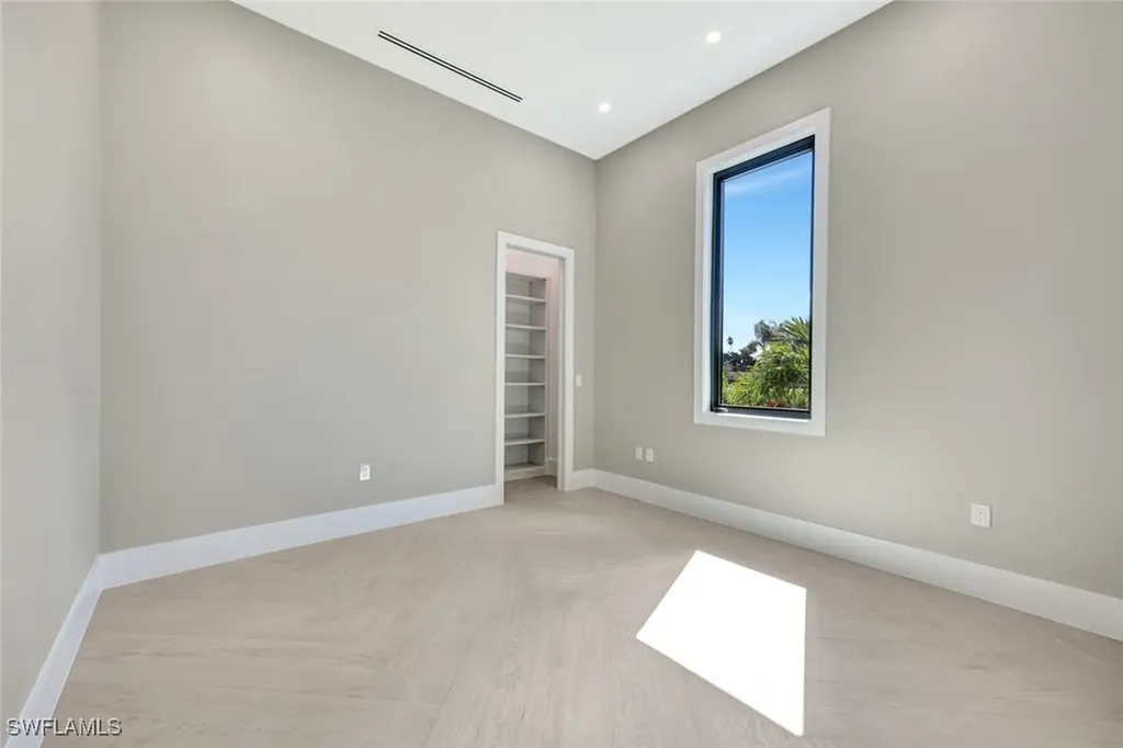 10493 Winterview Drive Naples FL 34109