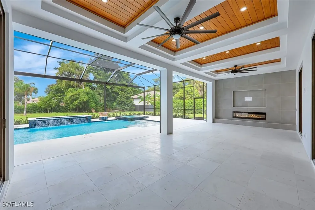 10493 Winterview Drive Naples FL 34109