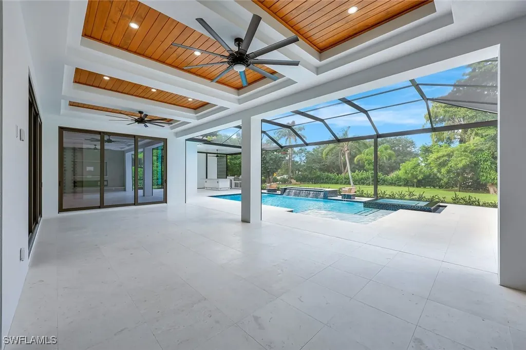 10493 Winterview Drive Naples FL 34109