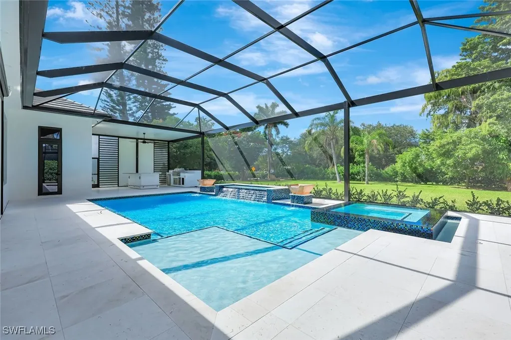 10493 Winterview Drive Naples FL 34109