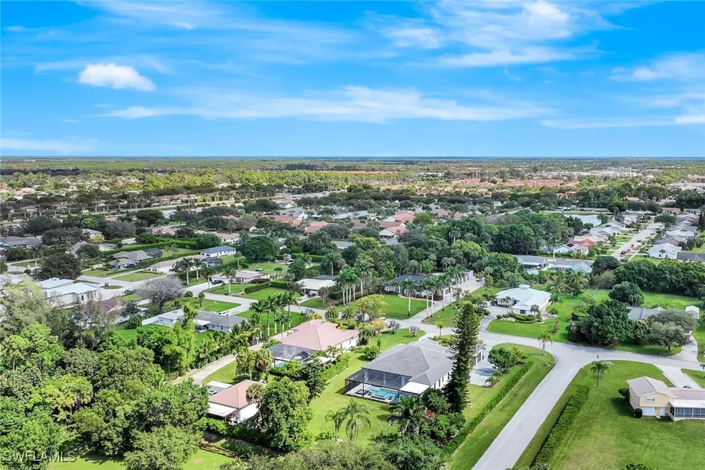 10493 Winterview Drive Naples FL 34109
