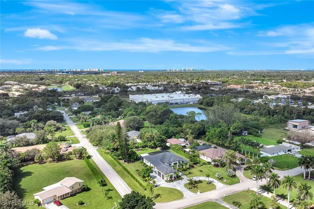 10493 Winterview Drive Naples FL 34109