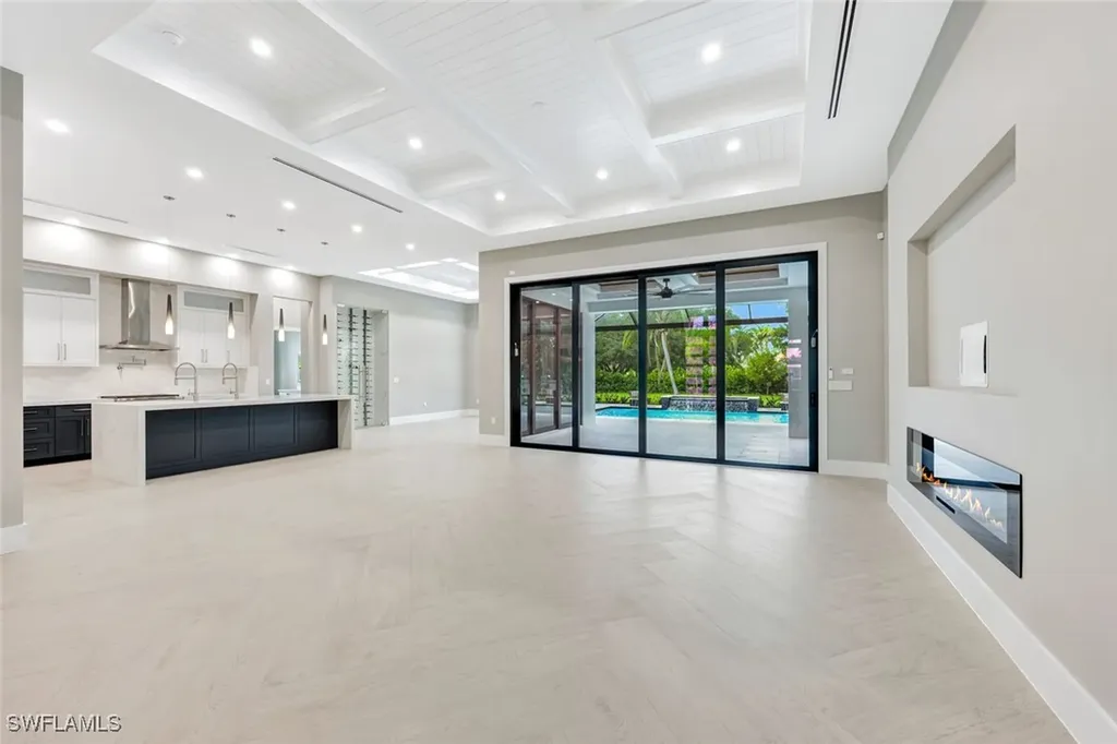 10493 Winterview Drive Naples FL 34109