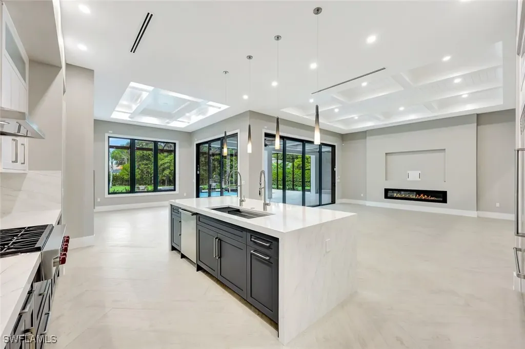 10493 Winterview Drive Naples FL 34109