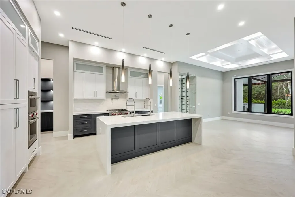 10493 Winterview Drive Naples FL 34109