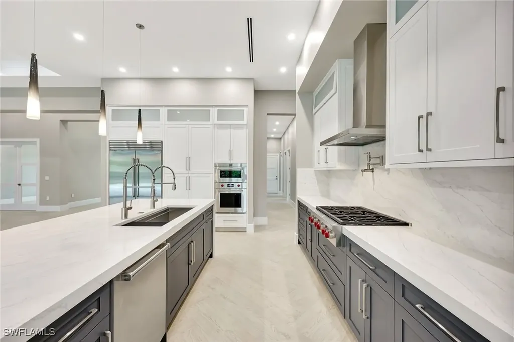 10493 Winterview Drive Naples FL 34109