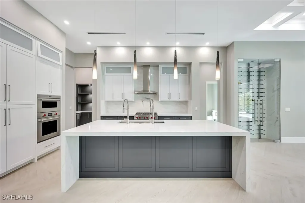 10493 Winterview Drive Naples FL 34109