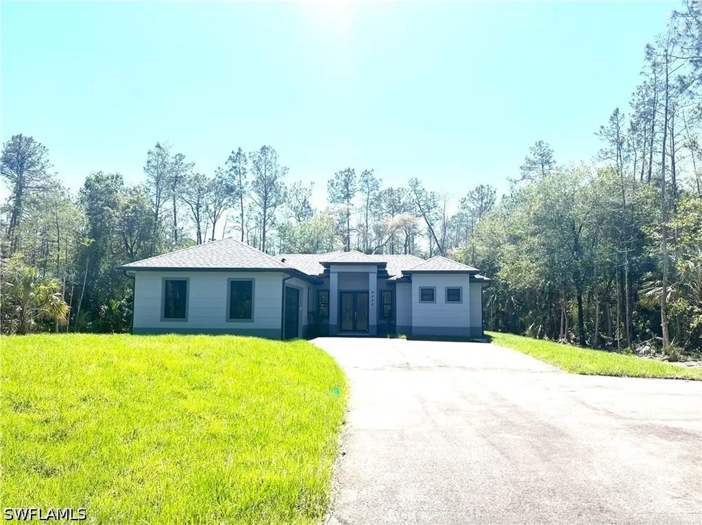4448 14th Avenue NE Naples FL 34120