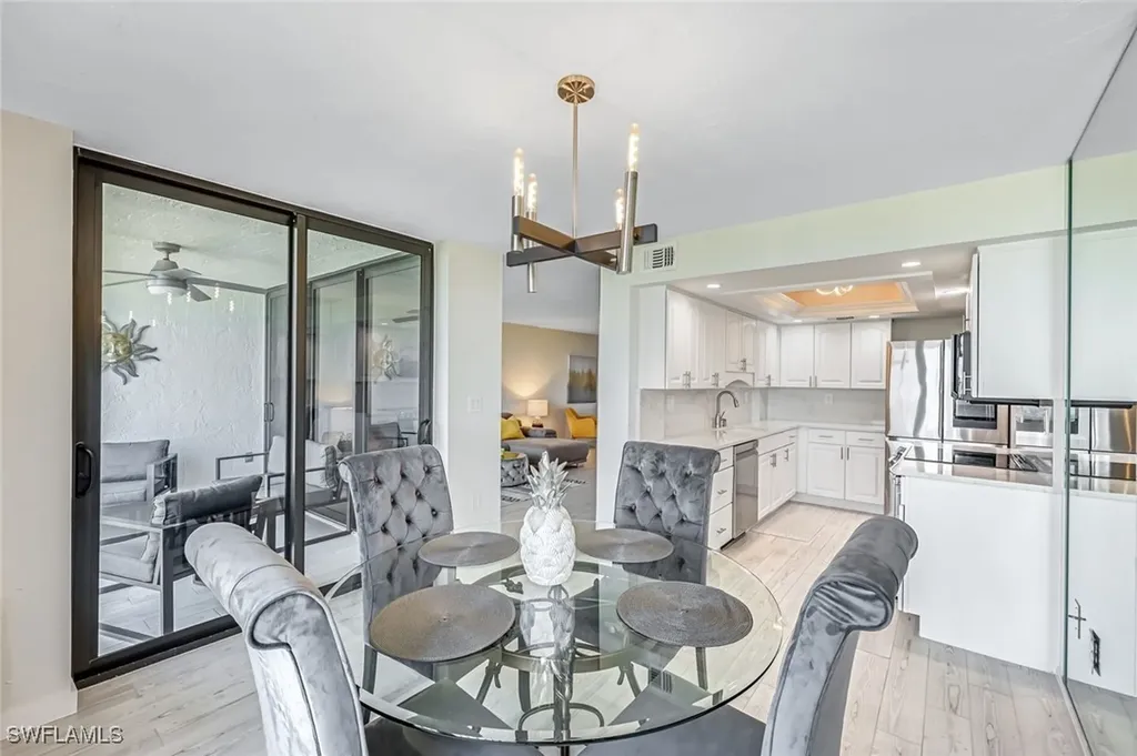 10475 Gulf Shore Drive Naples FL 34108
