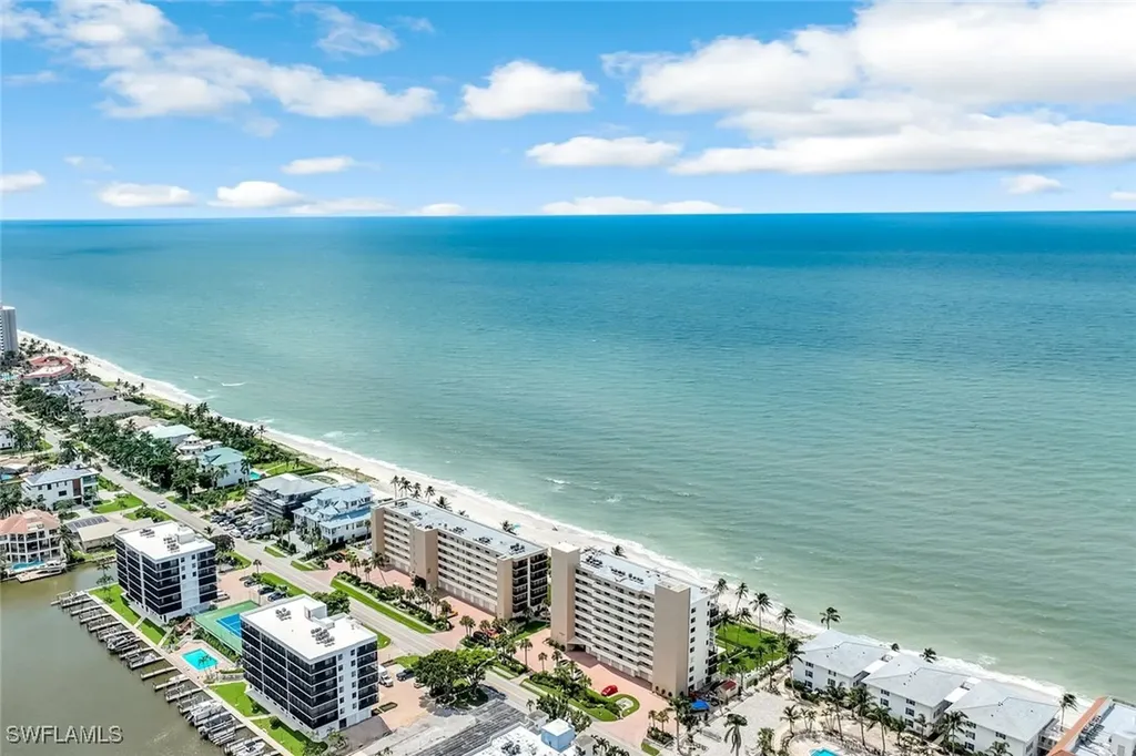 10475 Gulf Shore Drive Naples FL 34108