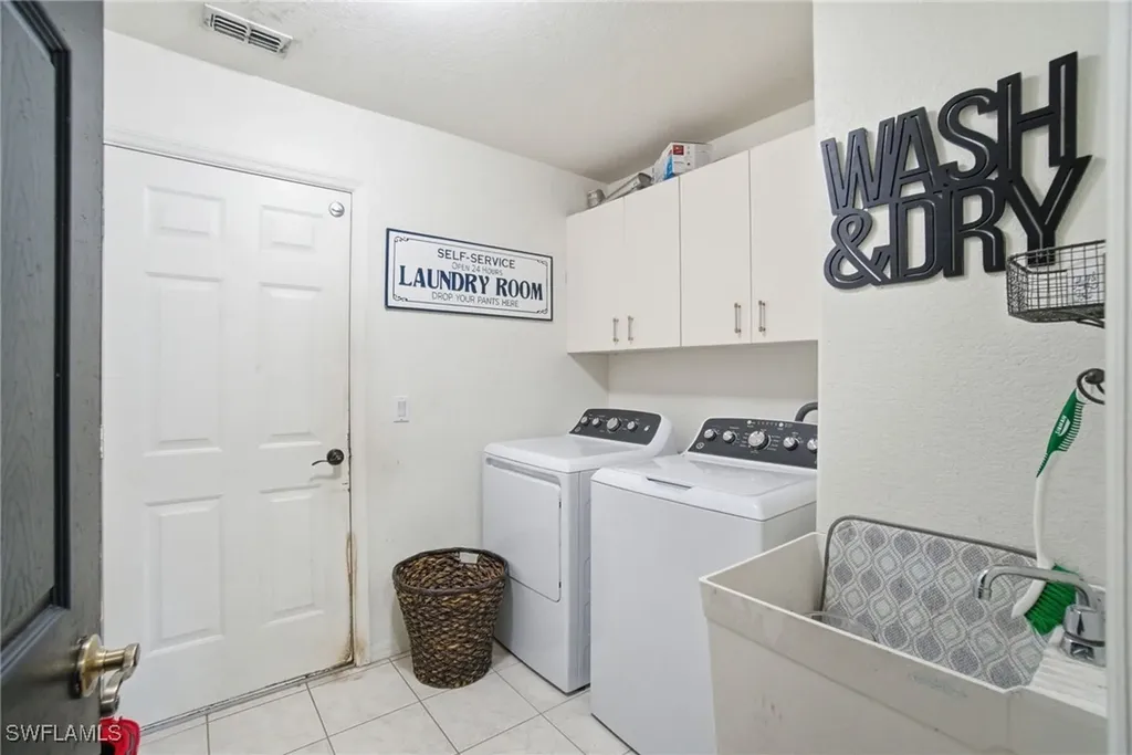 2900 Orange Grove Trail Naples FL 34120