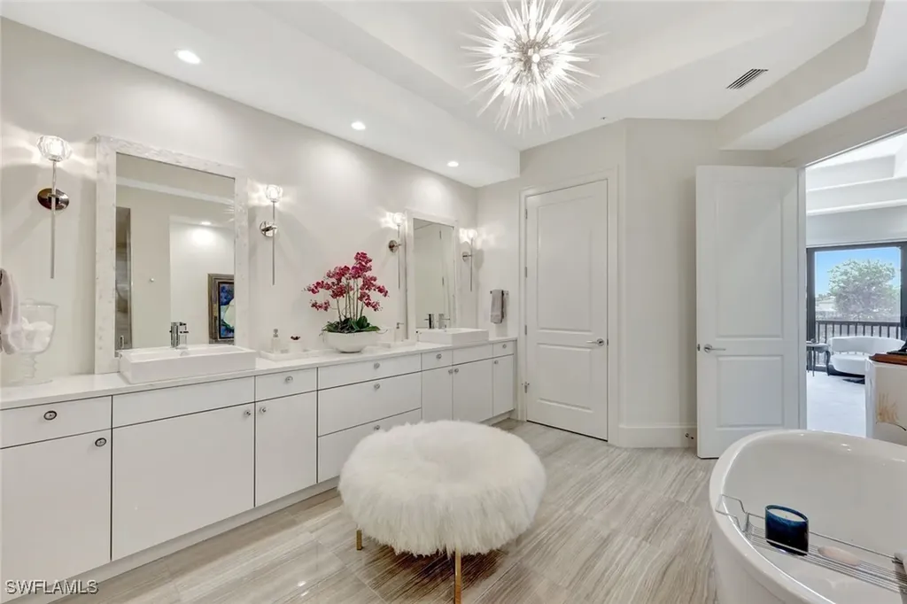 16350 Corsica Way Naples FL 34110