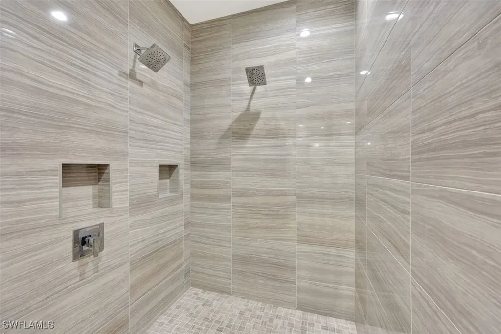 16350 Corsica Way Naples FL 34110