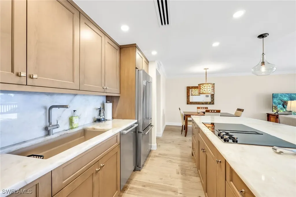 222 Harbour Drive Naples FL 34103