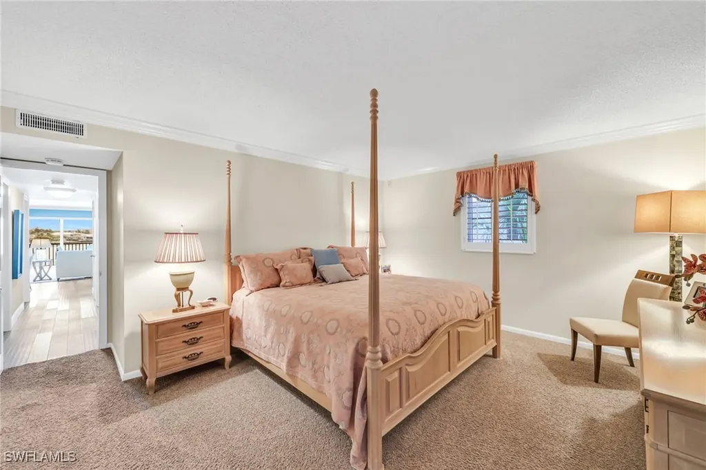222 Harbour Drive Naples FL 34103