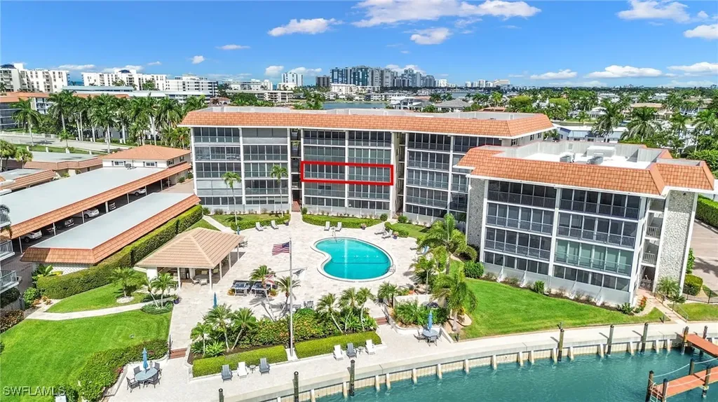222 Harbour Drive Naples FL 34103