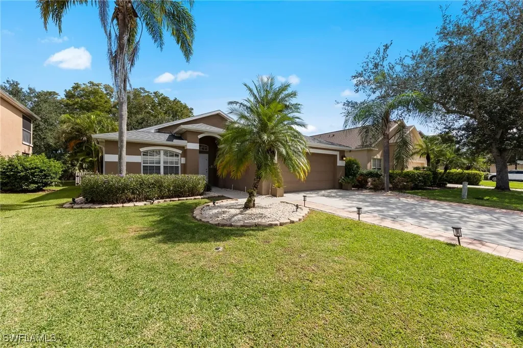 11272 Cypress Tree Circle Fort Myers FL 33913