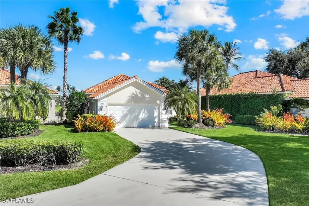 4364 Montalvo Court Naples FL 34109