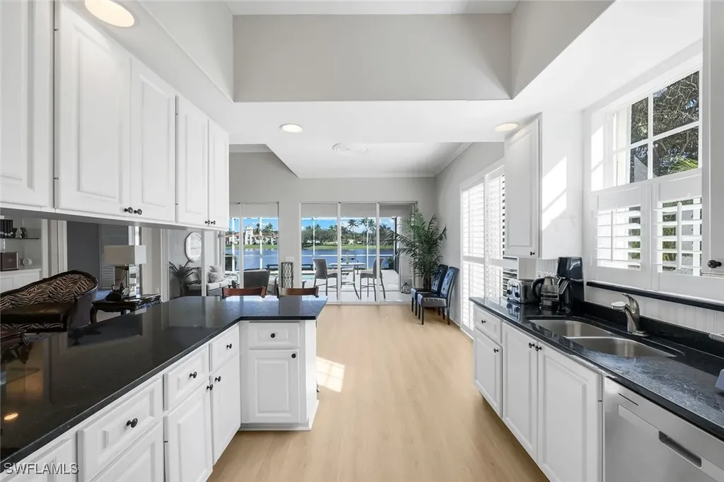 4364 Montalvo Court Naples FL 34109